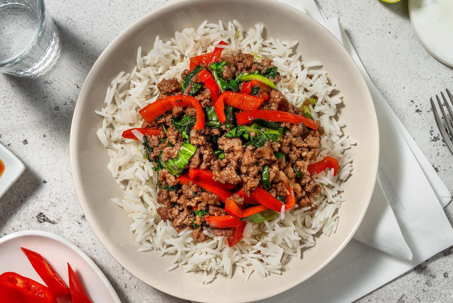 Asiatisches Rinderhackfleisch mit Pak Choi