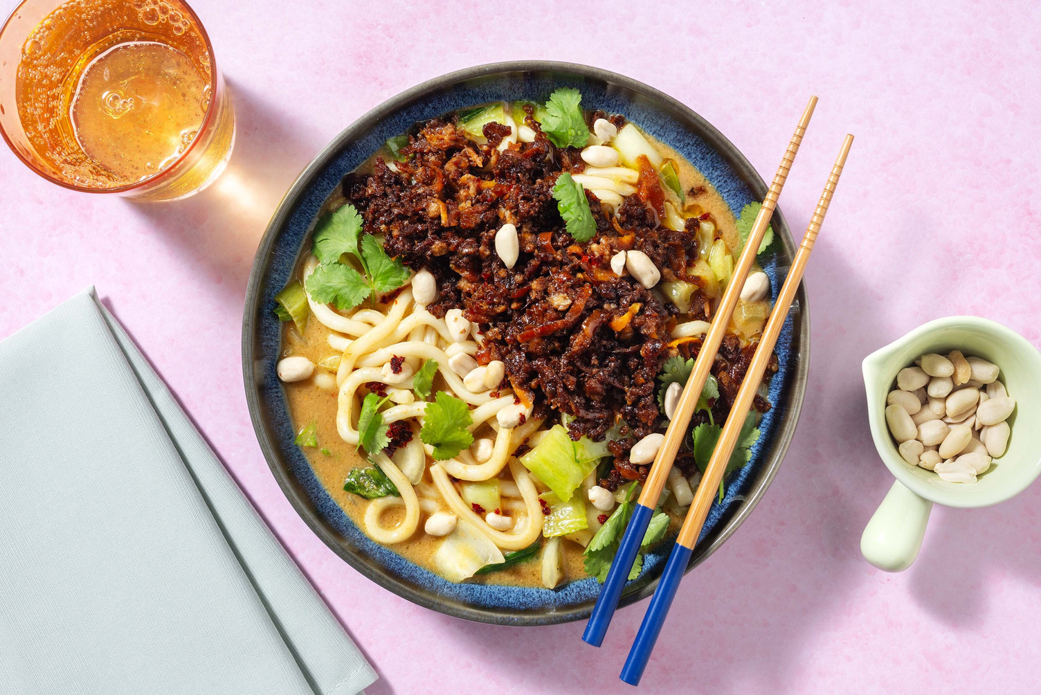 Vegetariske 'dan dan'-nudler