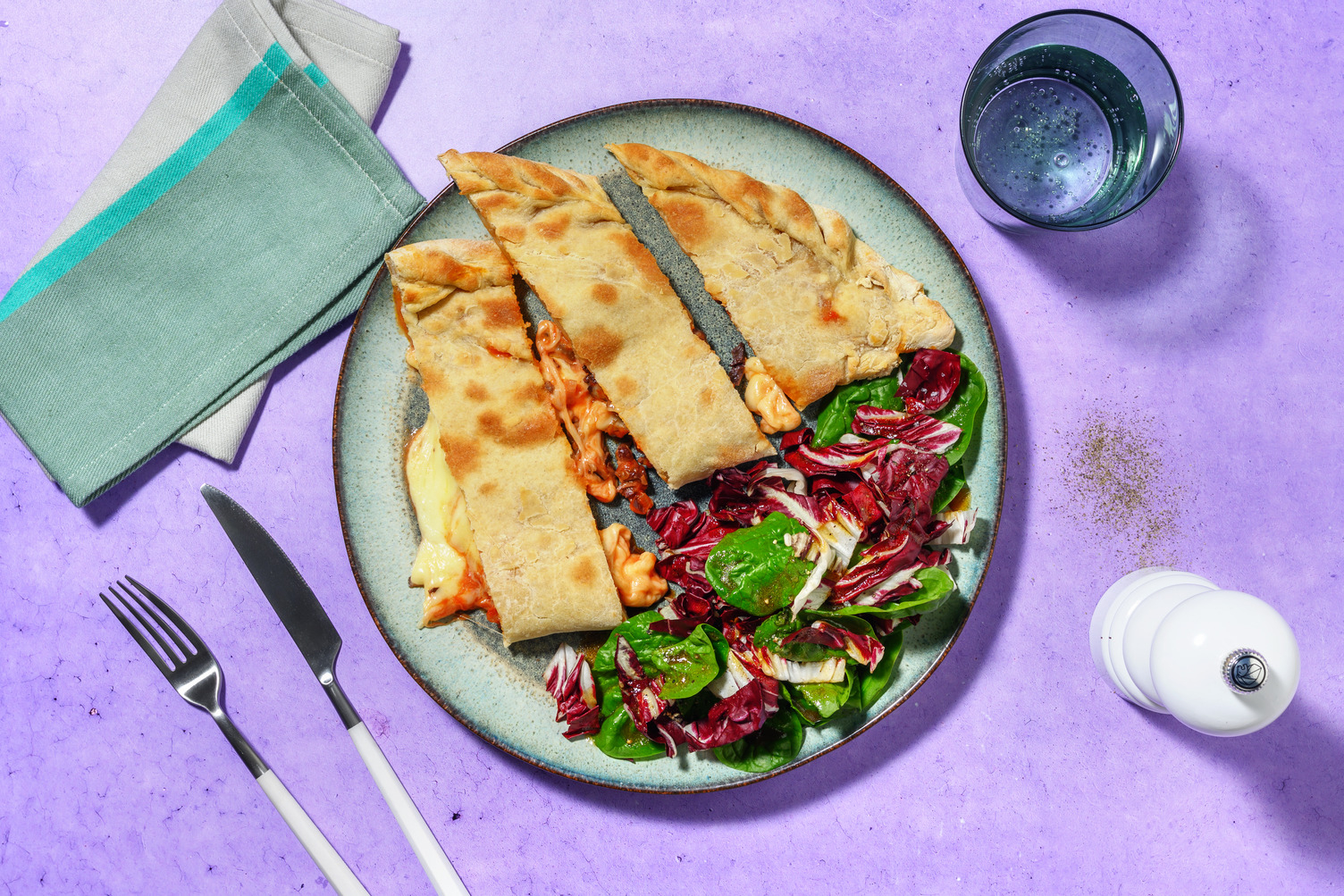 Chausson mozza-olives façon calzone