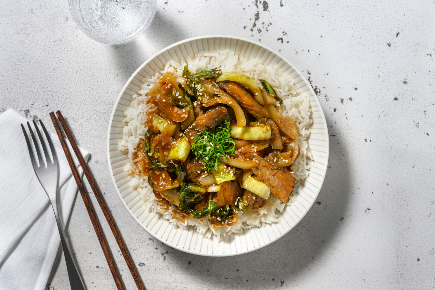 Le Végé : bowl d'émincés veggie à la japonaise