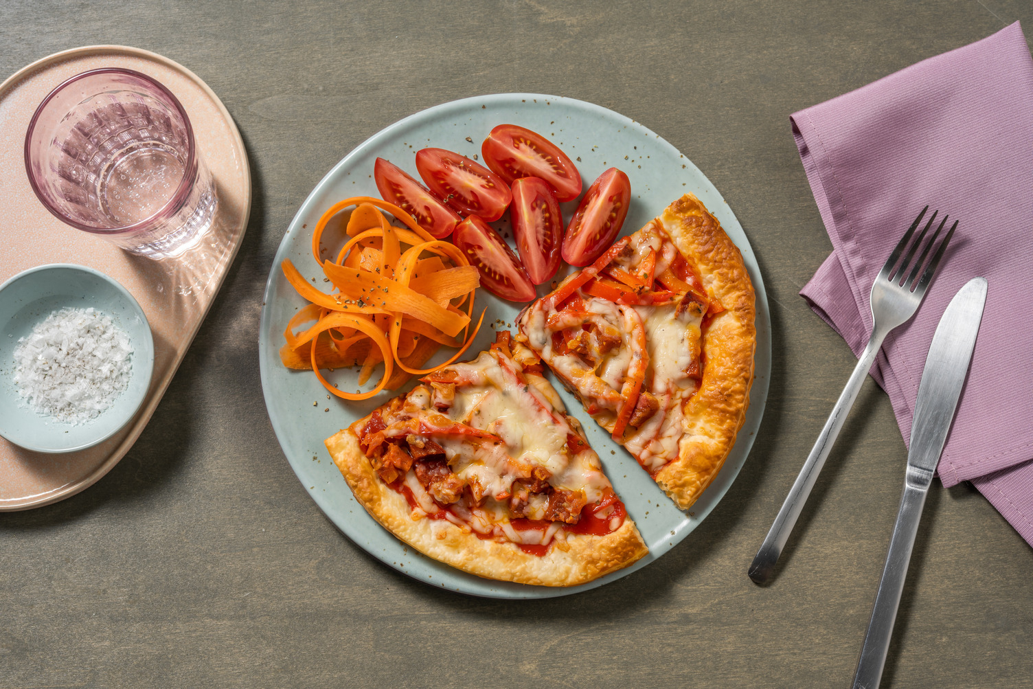 Tarte roja : tomate, cheddar & chorizo