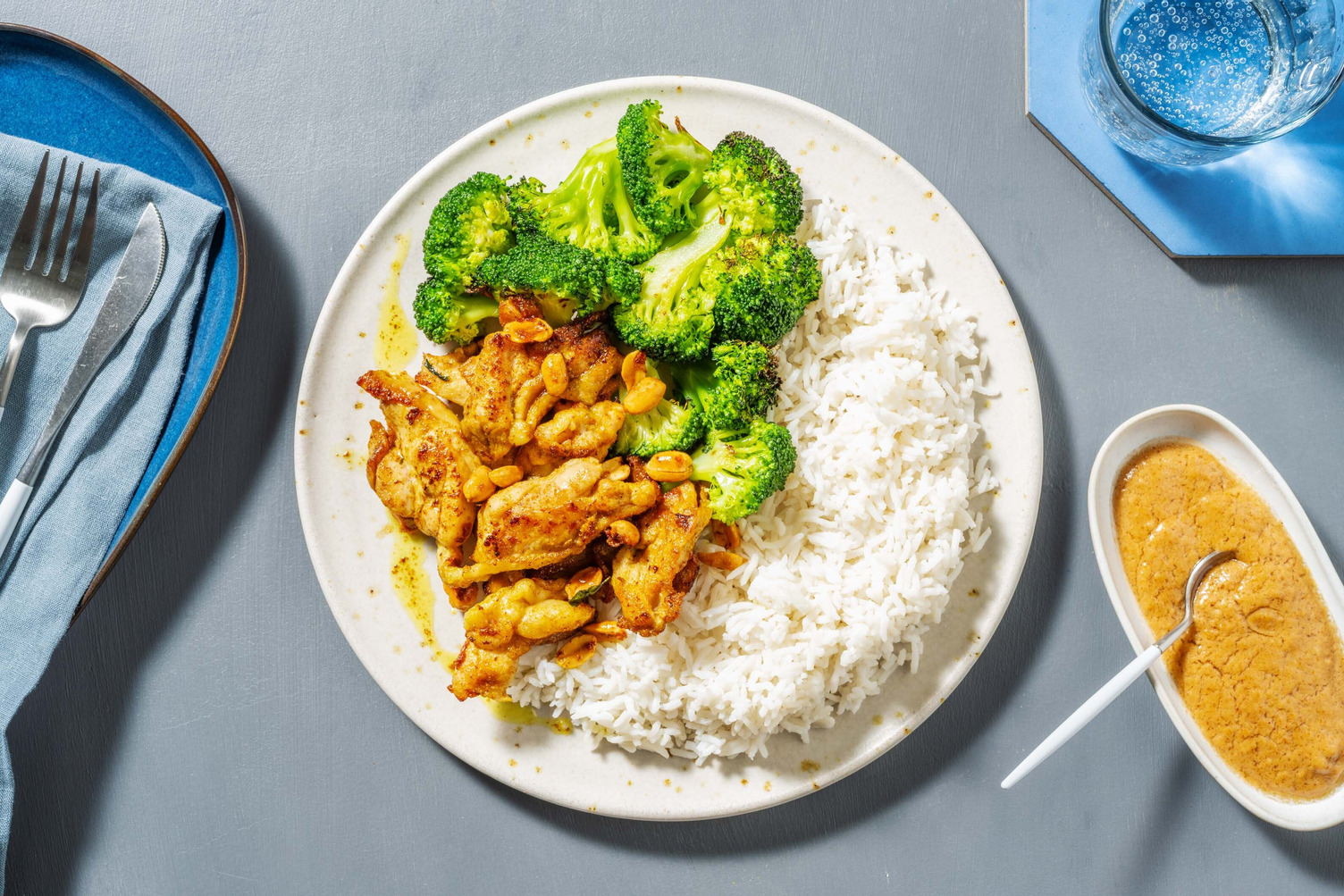 Poulet sauce satay à l'indonésienne