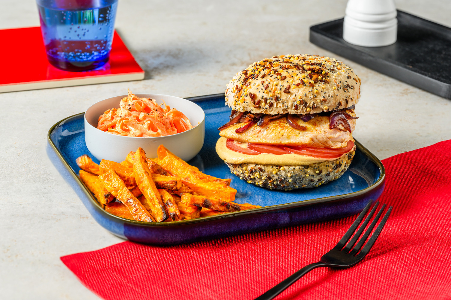 Burger au poulet pour héros en formation