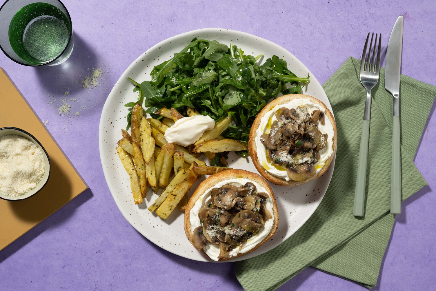 Bagt svampe- og ricotta-bruschetta