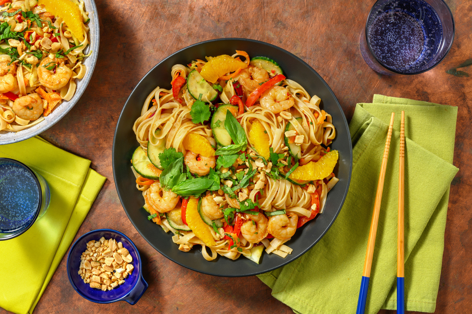 Salade thaï aux crevettes sauce cacahuète