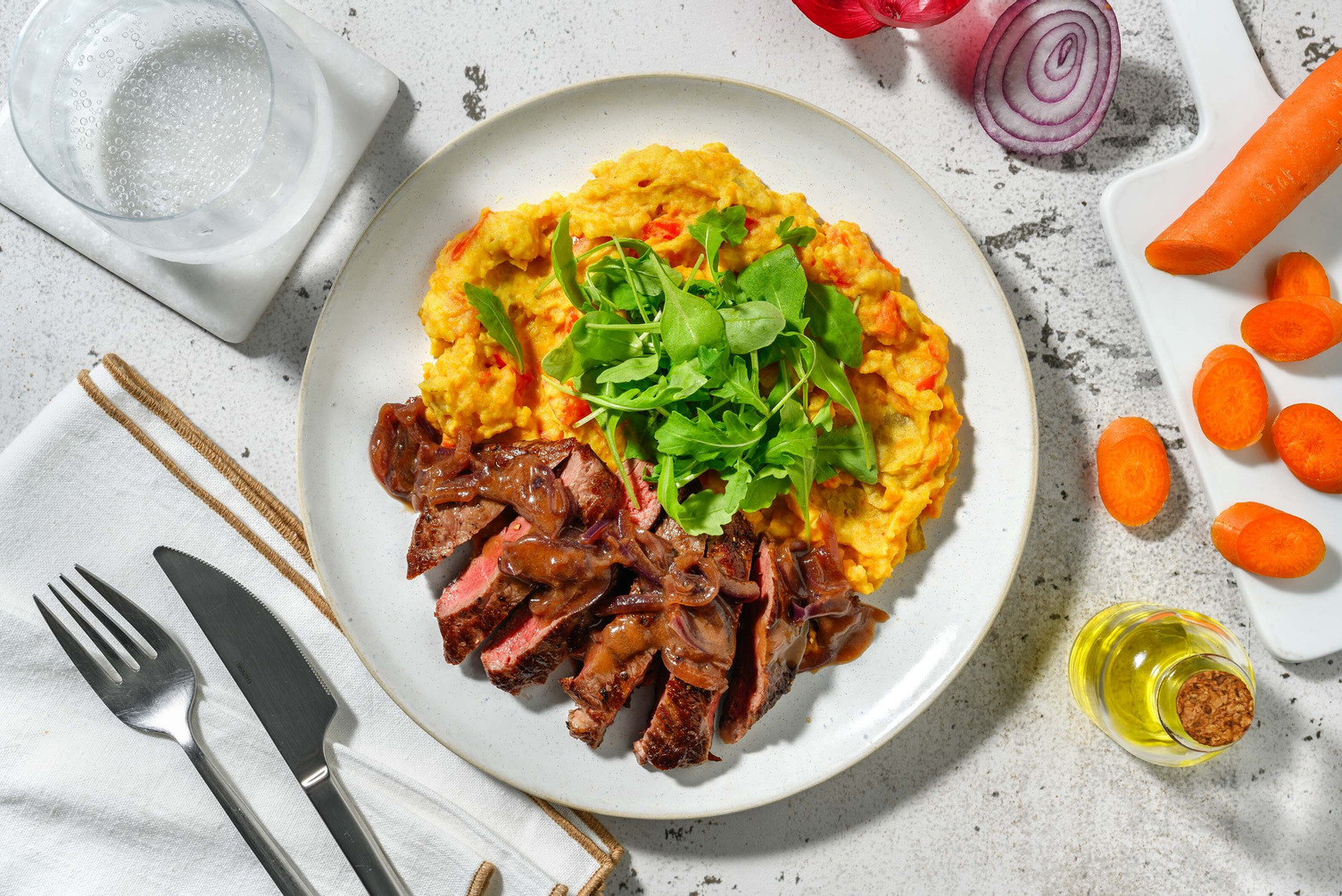 Frisse stamppot met biefstuk