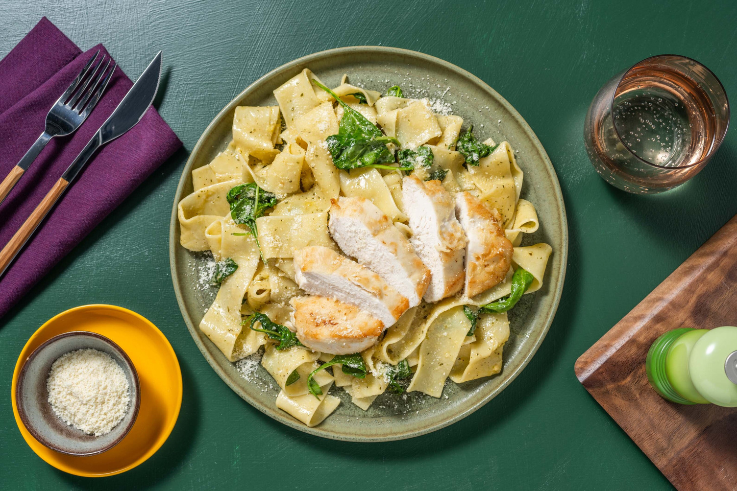 Creamy Pesto Chicken, Bacon and Pea Linguine