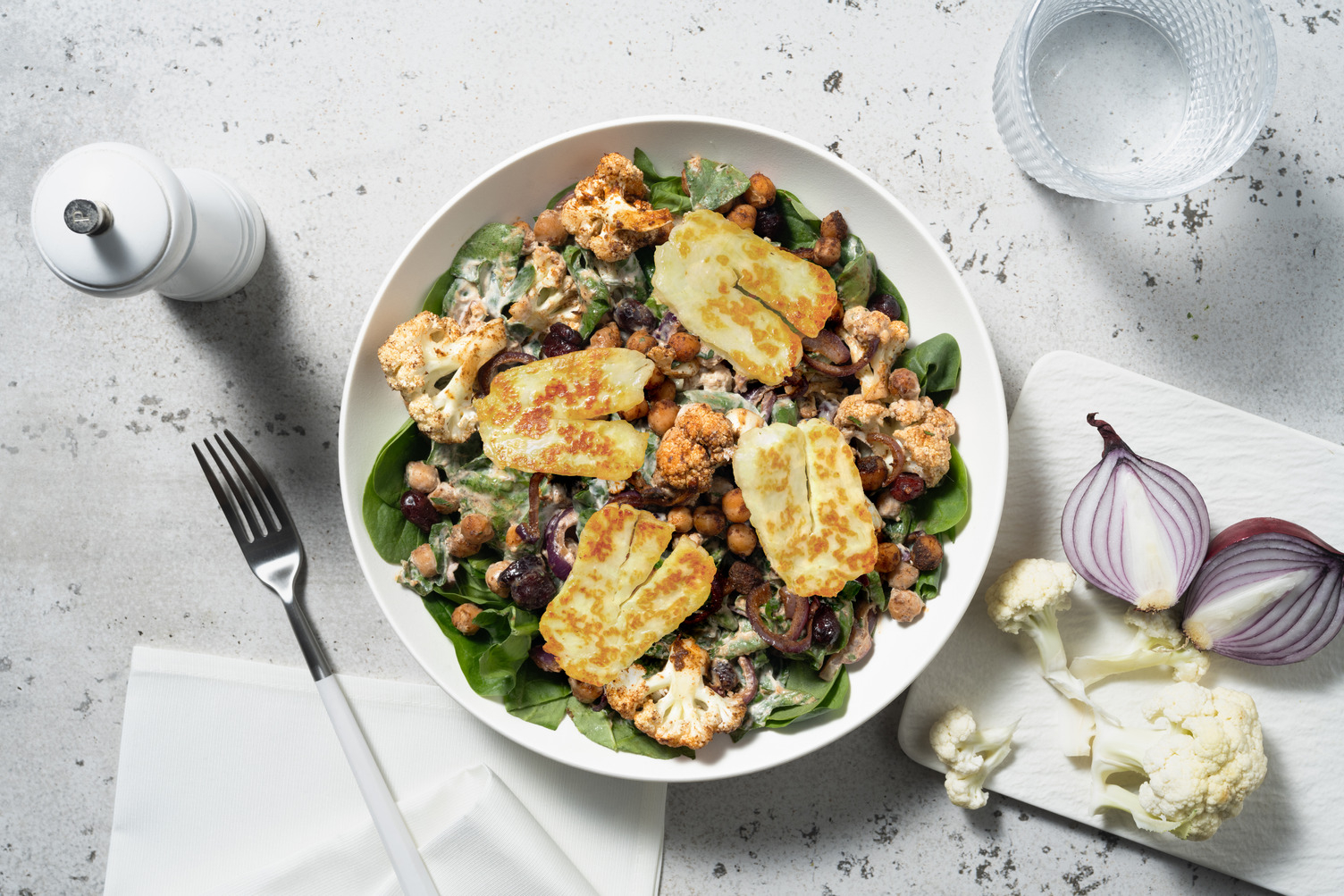 Levantinischer Blumenkohl, Bio-Halloumi & Tahini