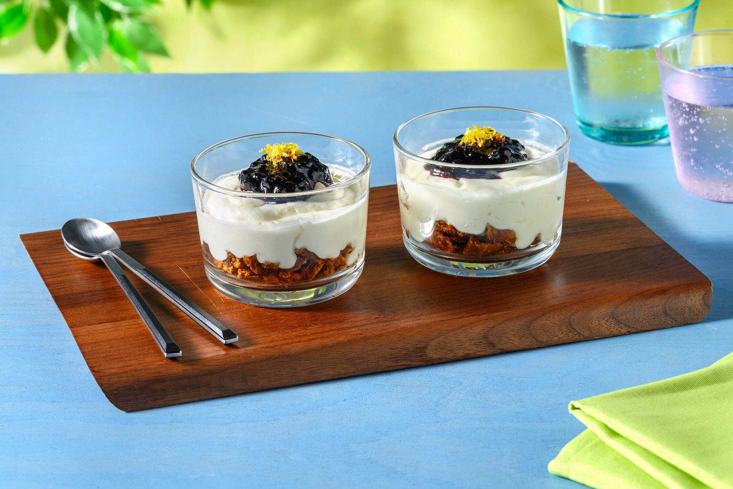 Cheesecake-style trifle