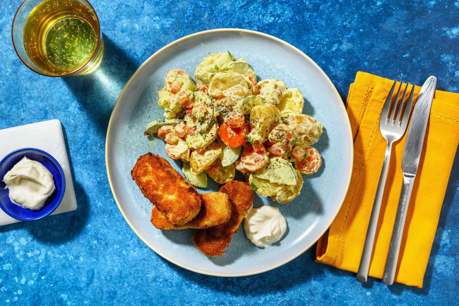 Nuggets végétariens et salade de grenailles