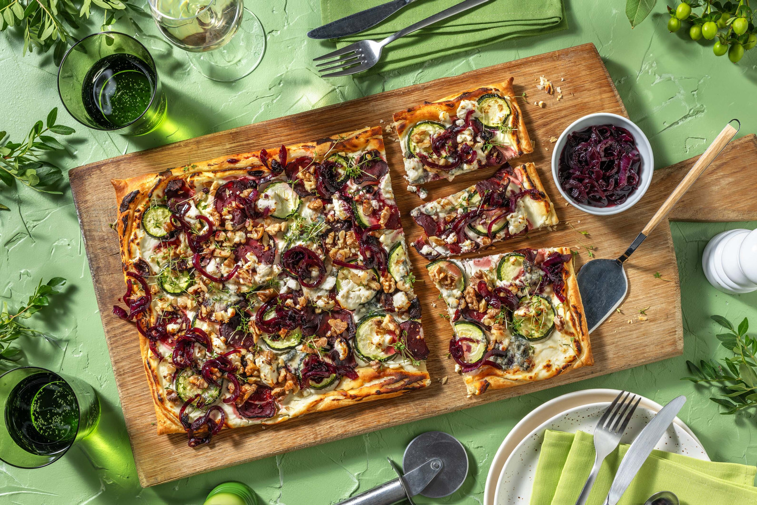 Plaattaart met bieten en geitenkaas