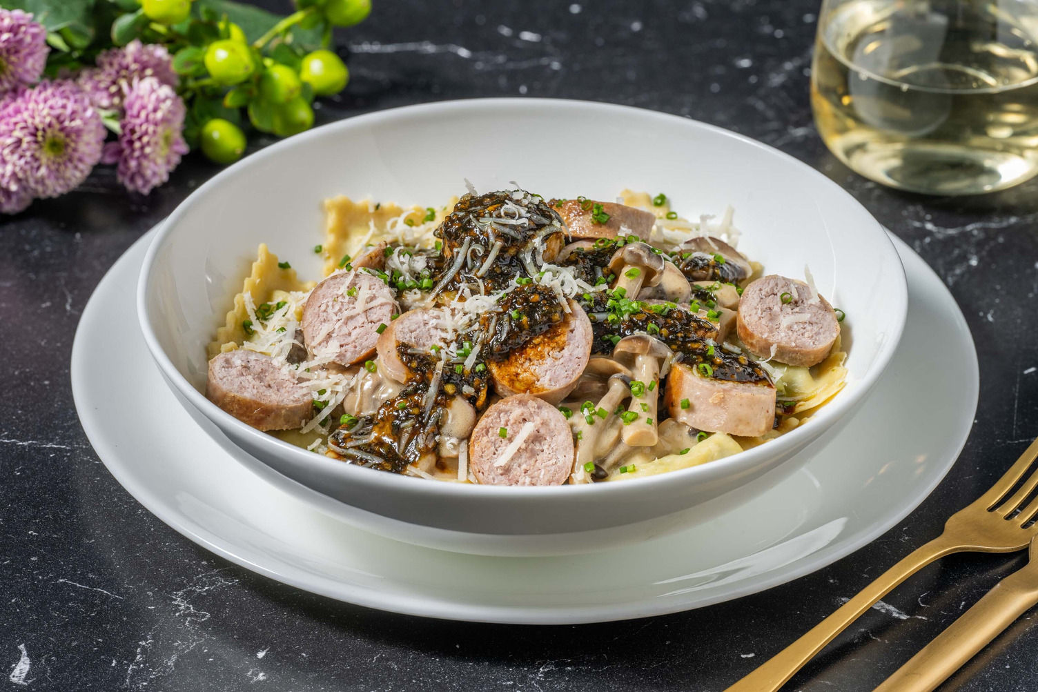 Luxe ravioli met varkensworst en pecorino