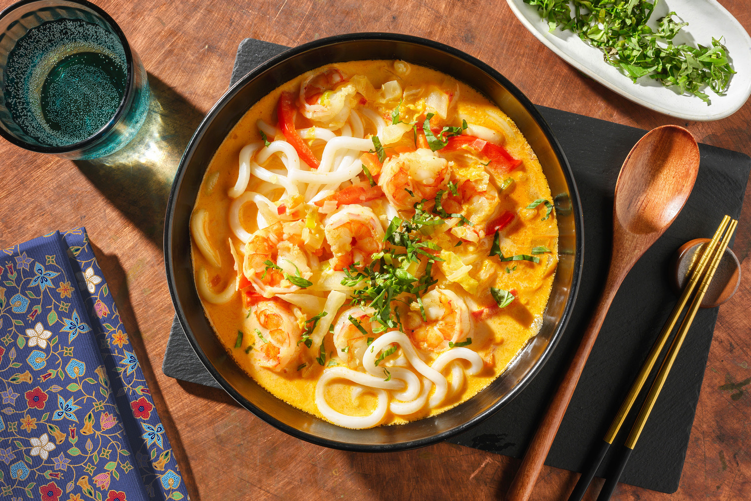 Laksa op z'n Singaporees met garnalen