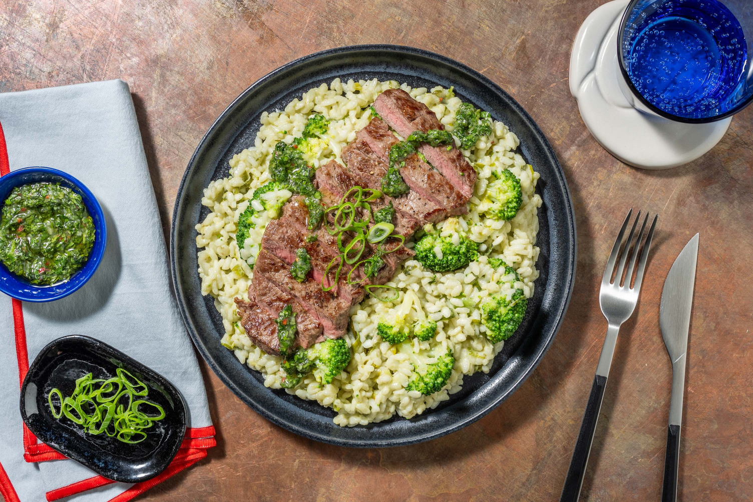 Steak et risotto de curry vert