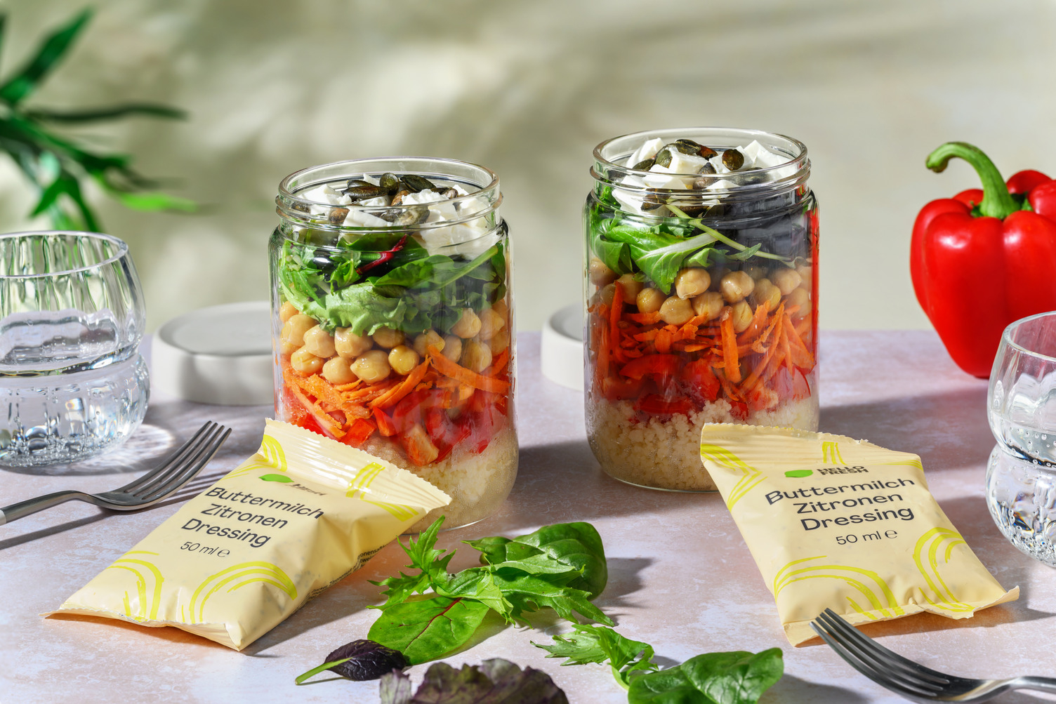 Bunter Schicht-Salat to-go