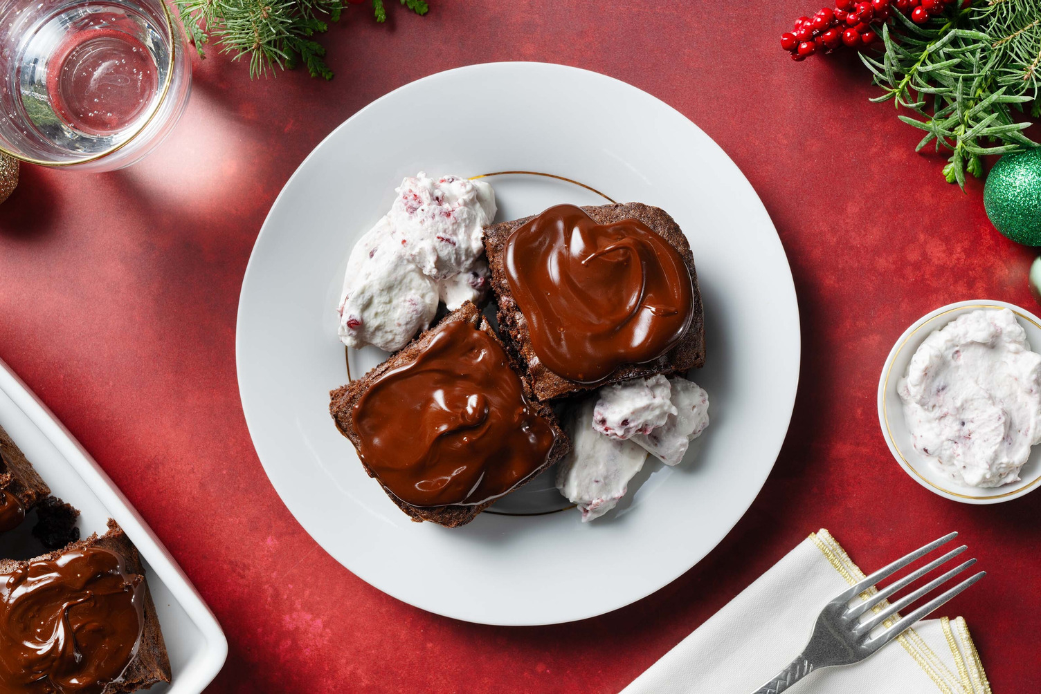 Feiner Schokotraum: Zimt-Pflaumen-Brownie