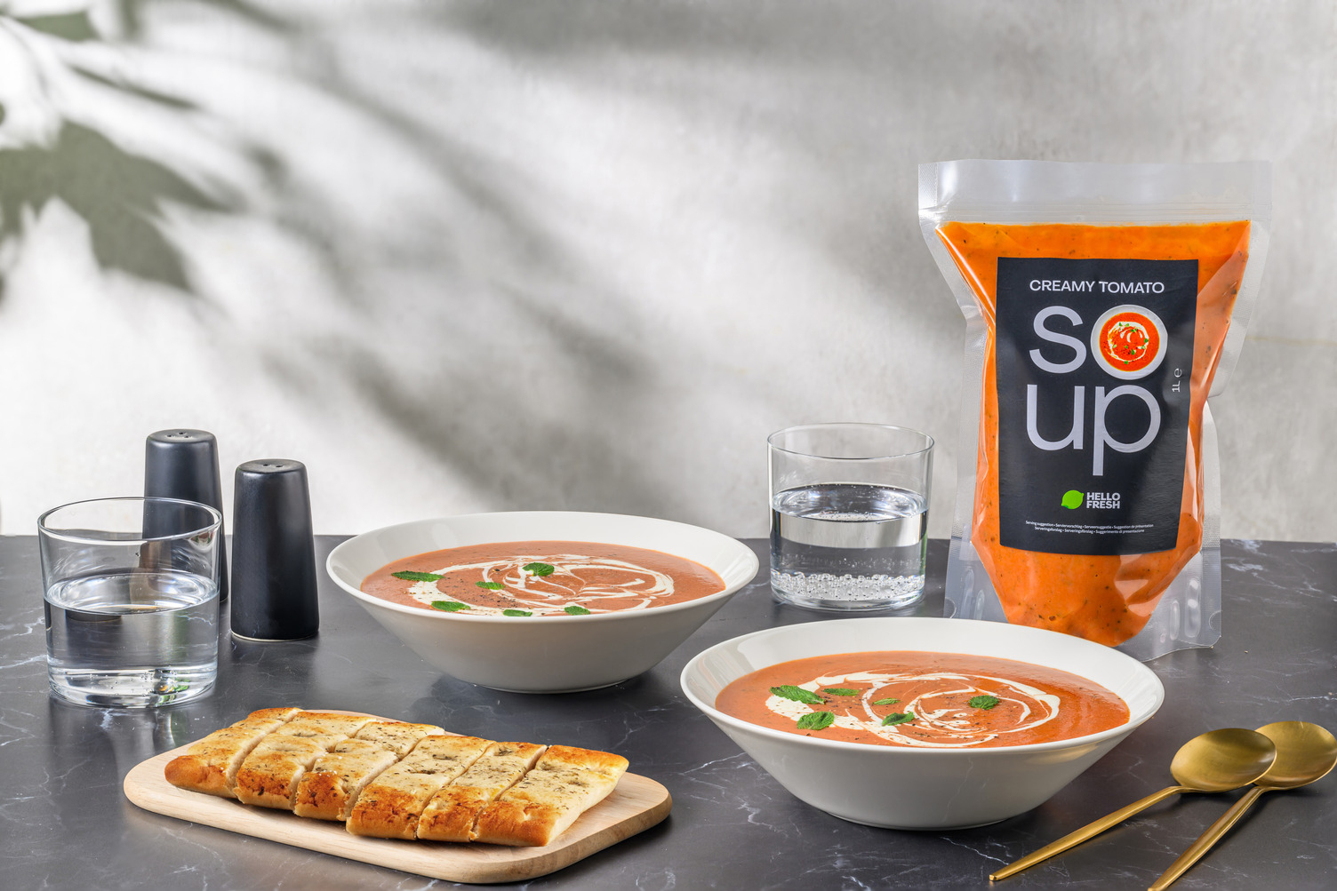 Cremige Tomatensuppe mit Focaccia