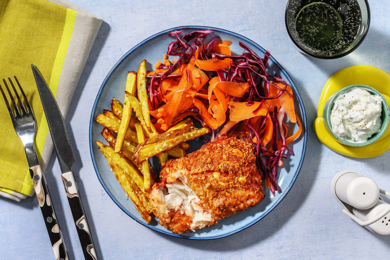 Rød karri- og peanøttpanert hyse