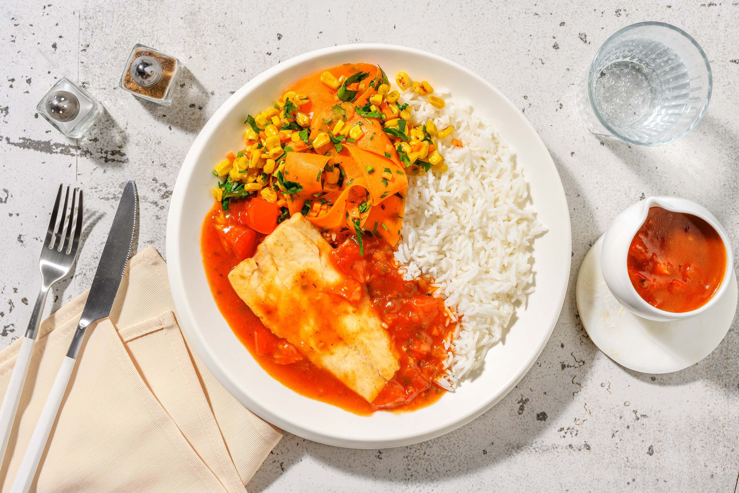 Pannstekt sej i hemlagad enchiladasås