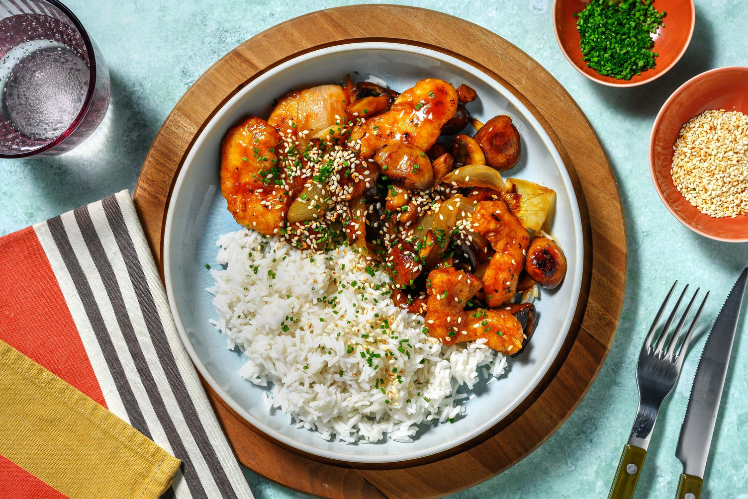 Pouletpfanne süss-sauer mit Champignons