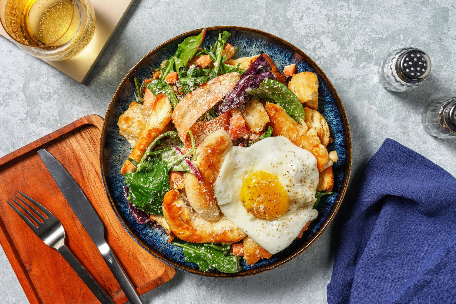 Lun kyllingesalat med bacon