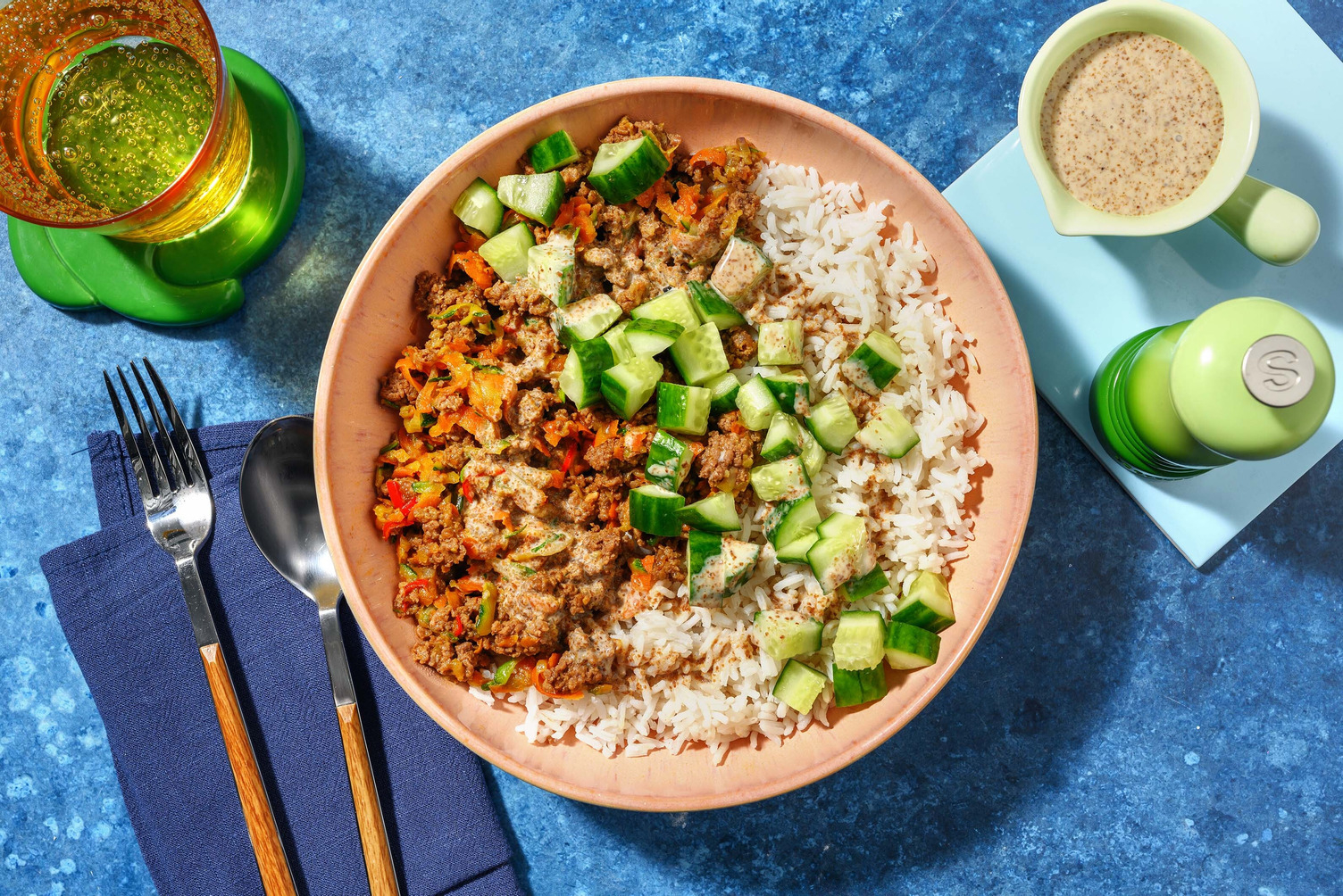 Vietnamesisk nötfärs- och grönsaksbowl