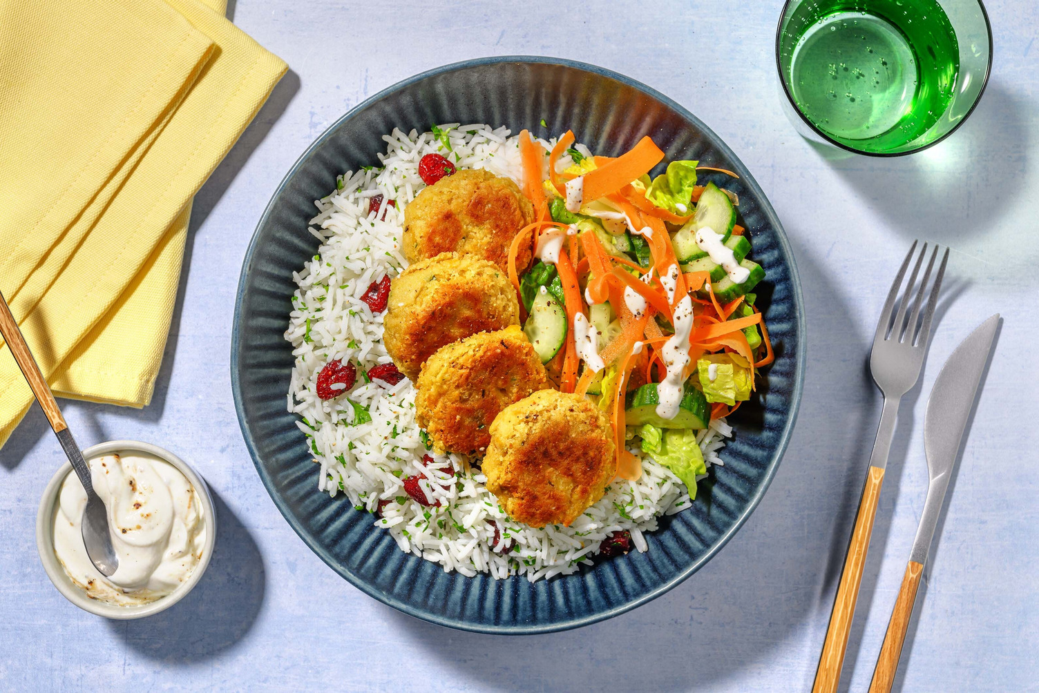 Mellemøstlig urtefalafel-bowl