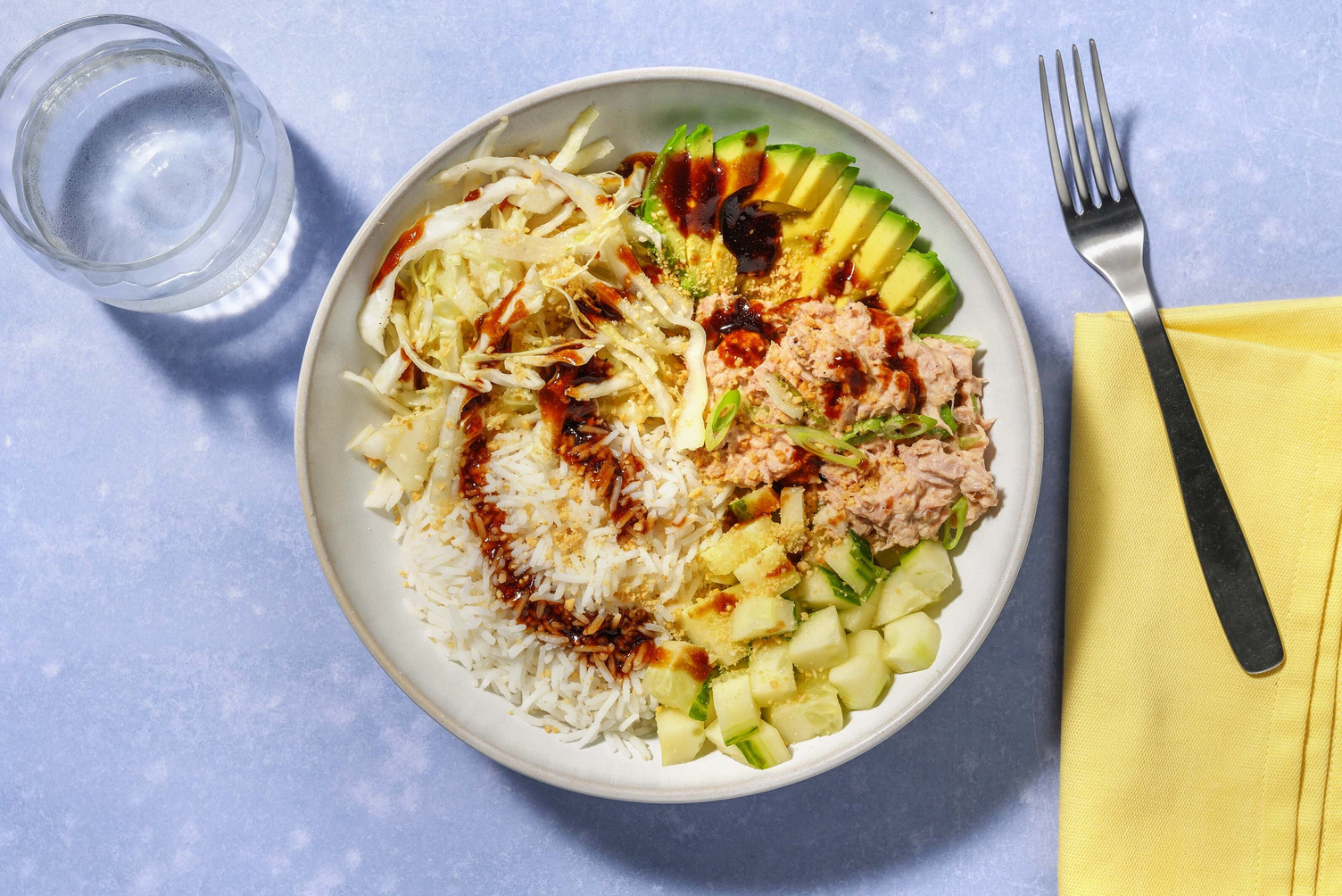 Hawaiiansk tun- og avocadobowl
