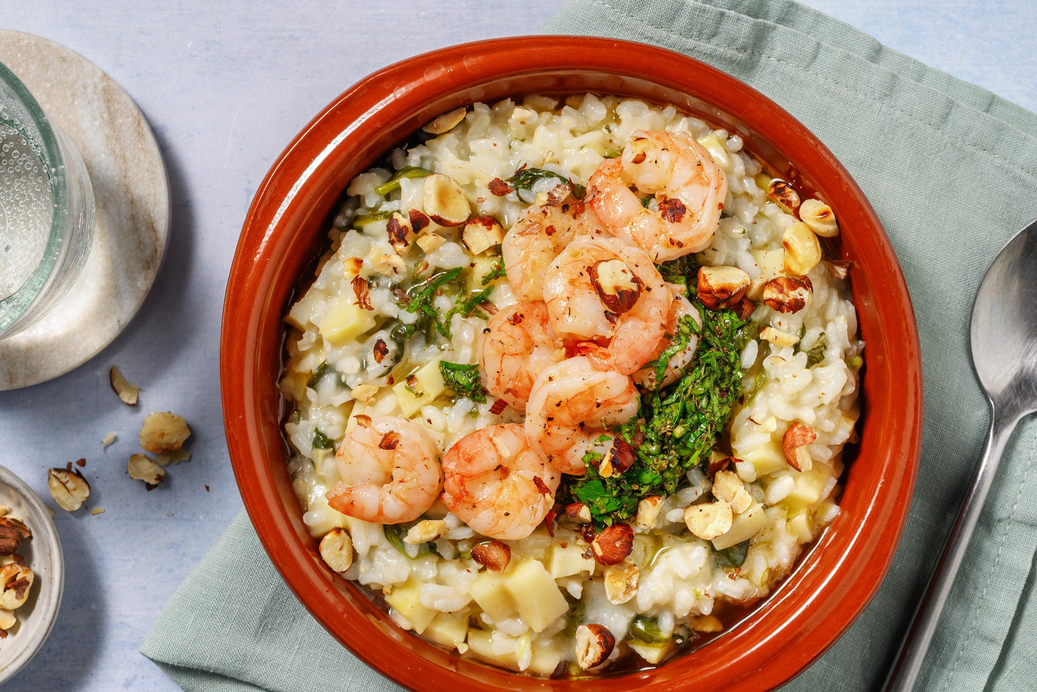 Spinat- og pastinakrisotto med rejer