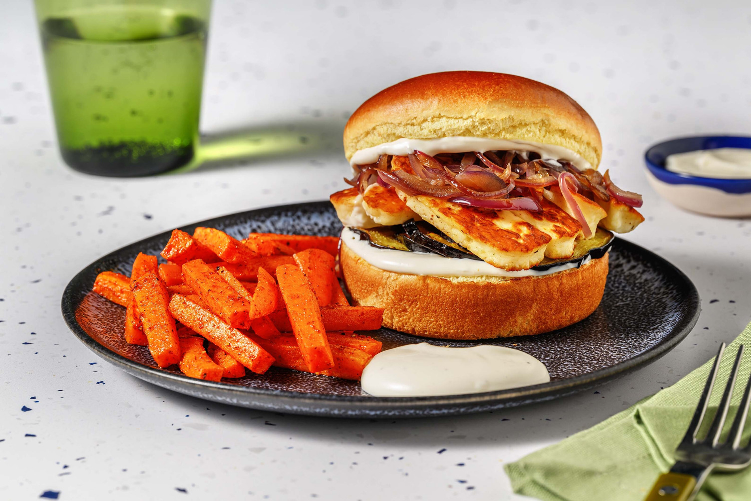 Grillkäse-Auberginen-Burger