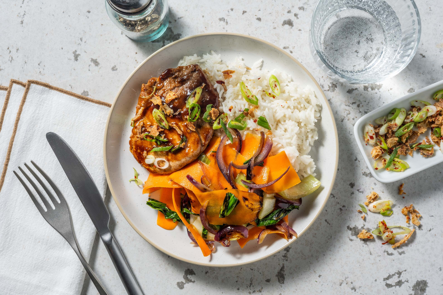 Hoisin-glaseret svinekød