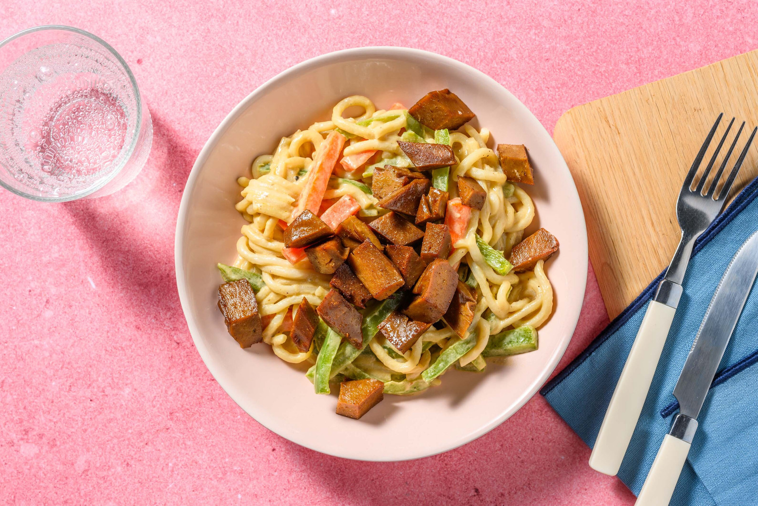 Udon in salsa tahina e seitan al cumino