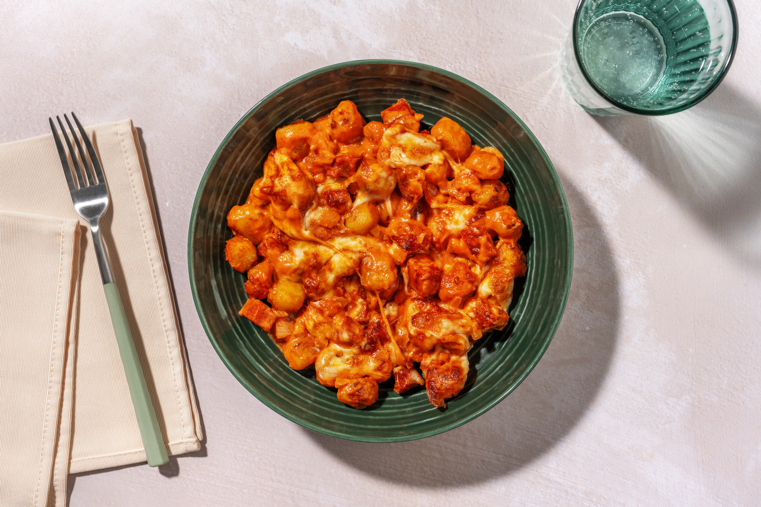 Gnocchis gratinados con chorizo