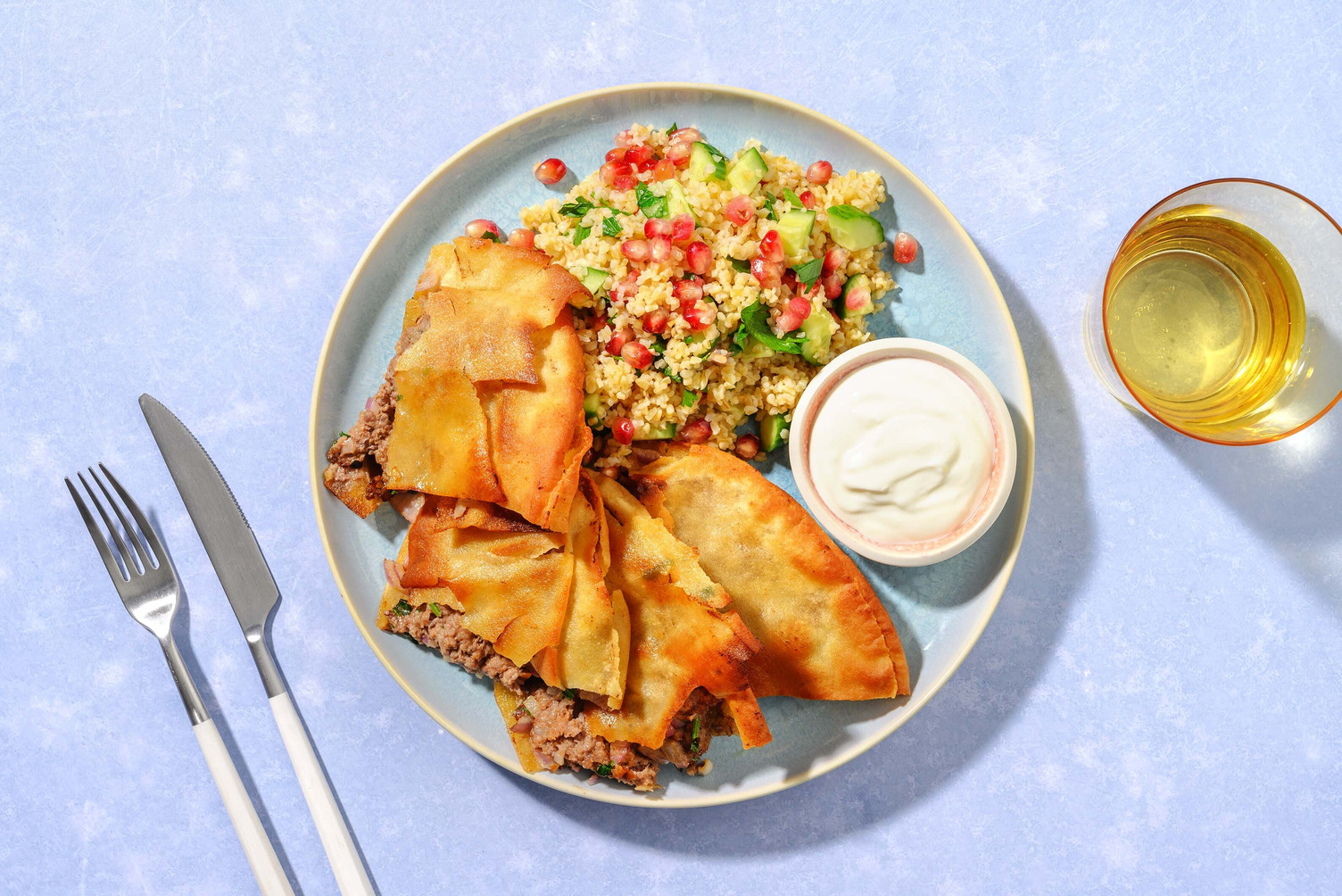 Mellanösternkryddade nötfärspita