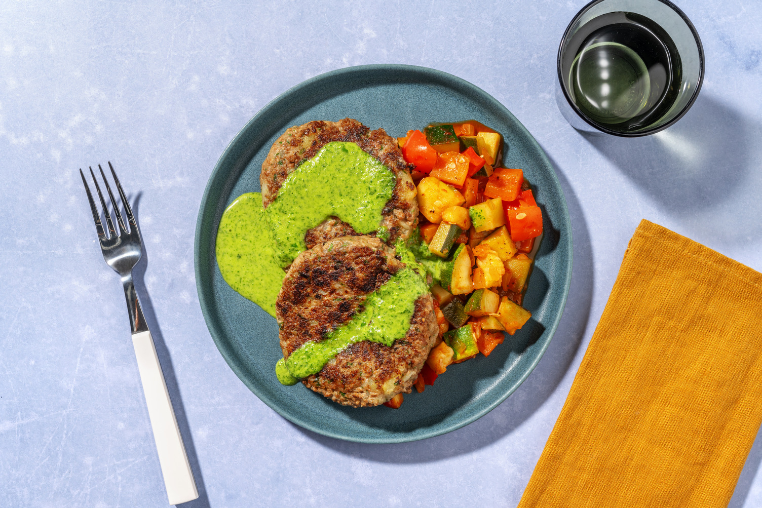 Hamburguesa de carne vegana y patata