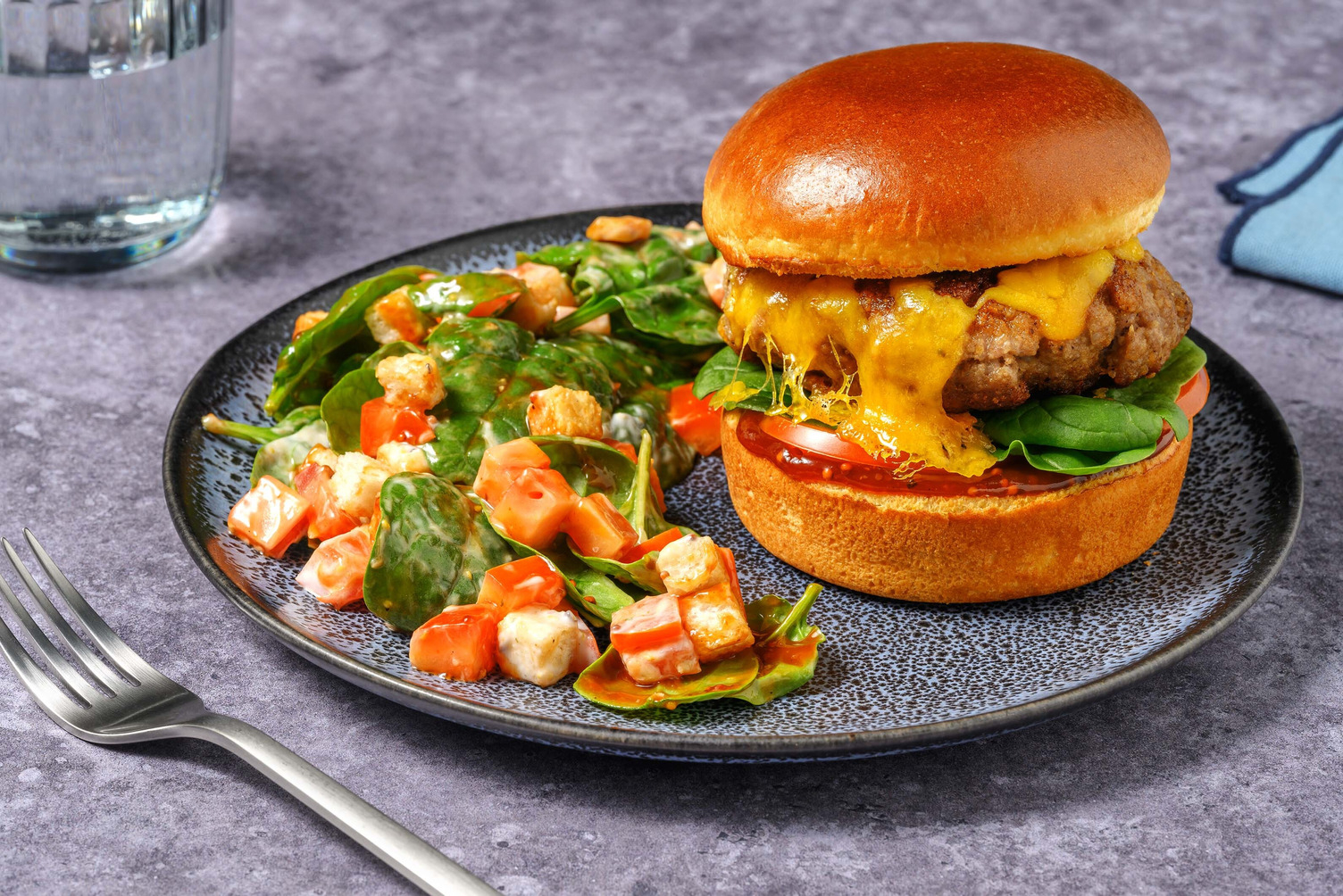 Burgers de bœuf BBQ au cheddar