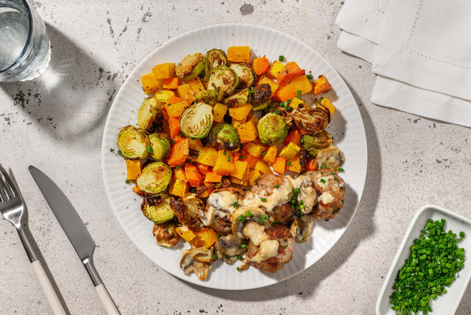 Smart Turkey Meatballs in Mushroom Gravy