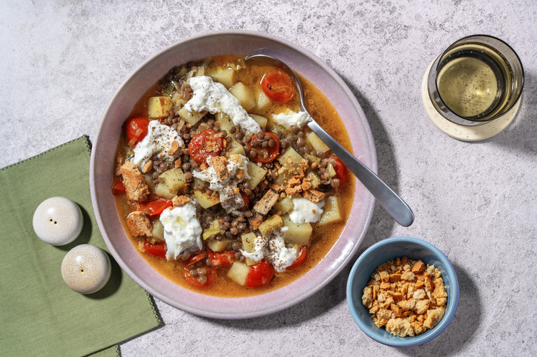 Zuppa casereccia di lenticchie e burrata fresca