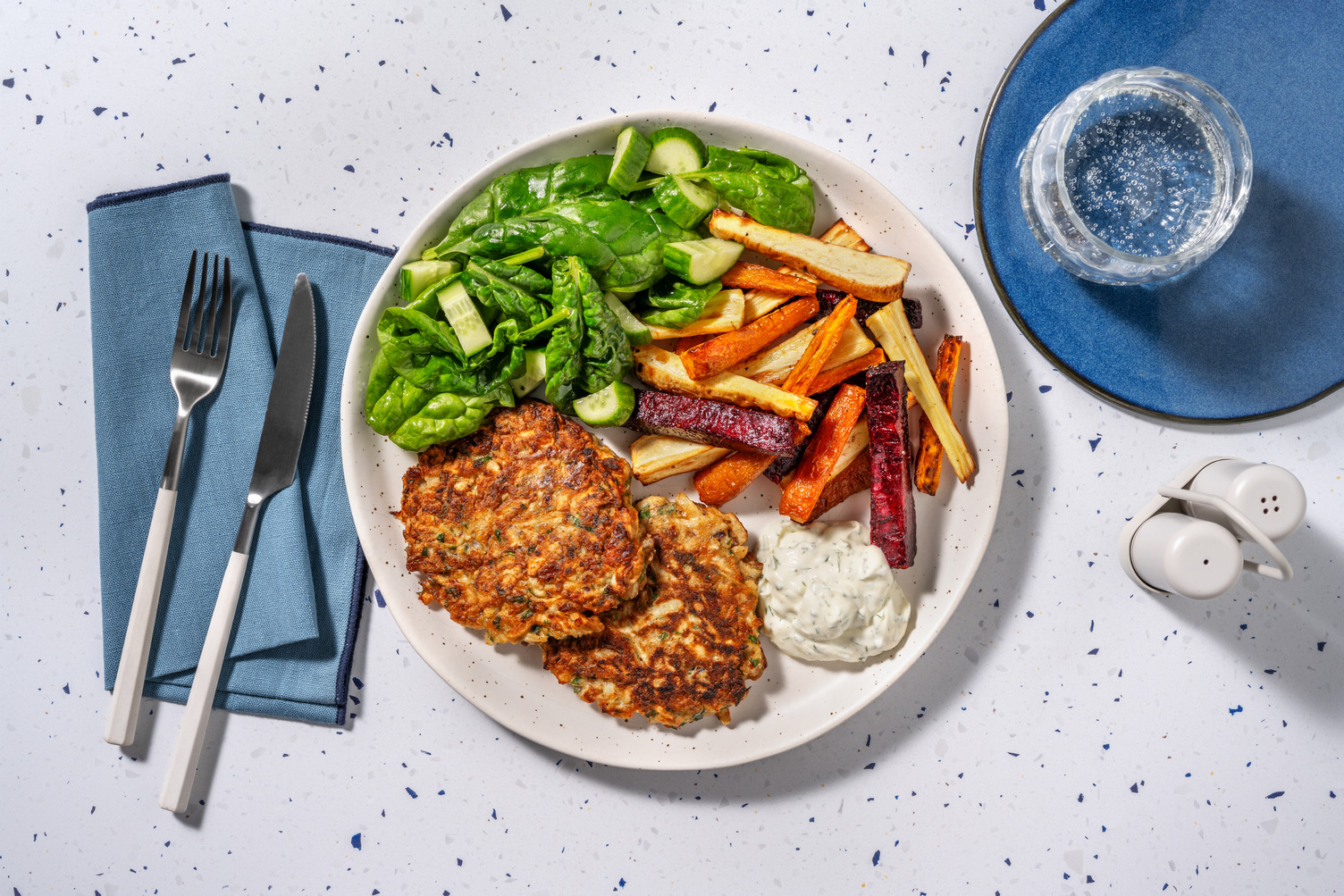 Rotsellerifritters och regnsbågspommes