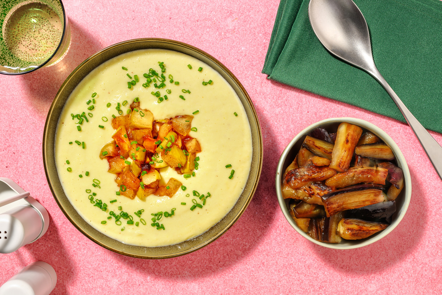 Vichyssoise con manzana caramelizada