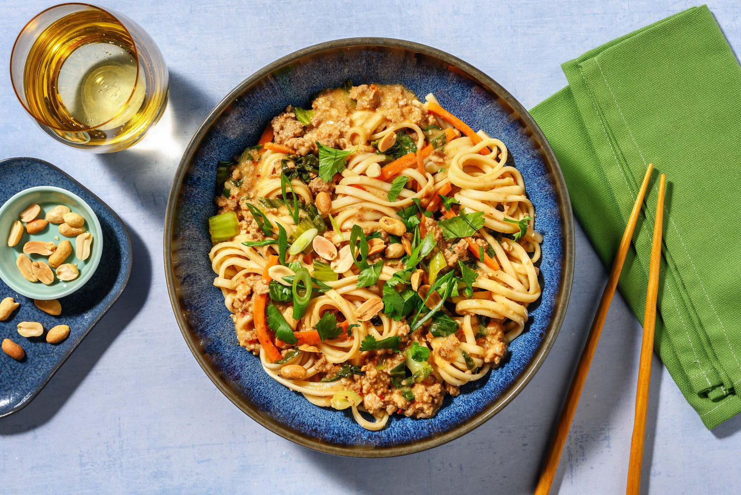 Rask asiatisk kjøttdeigbowl