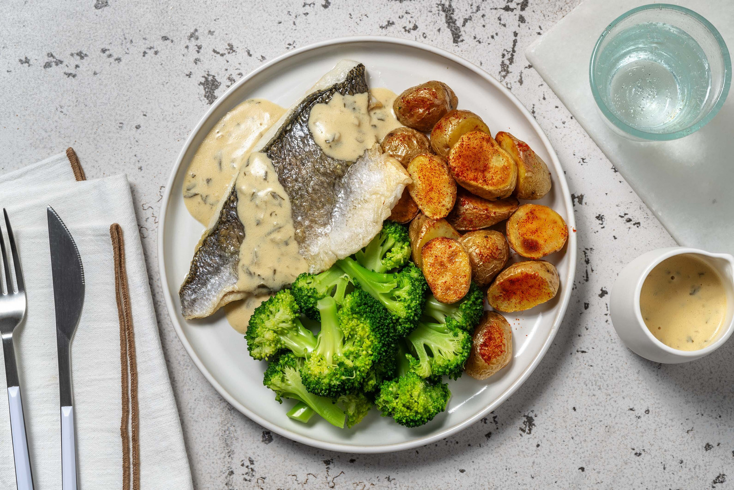 Dorade in Honig-Senf-Soße