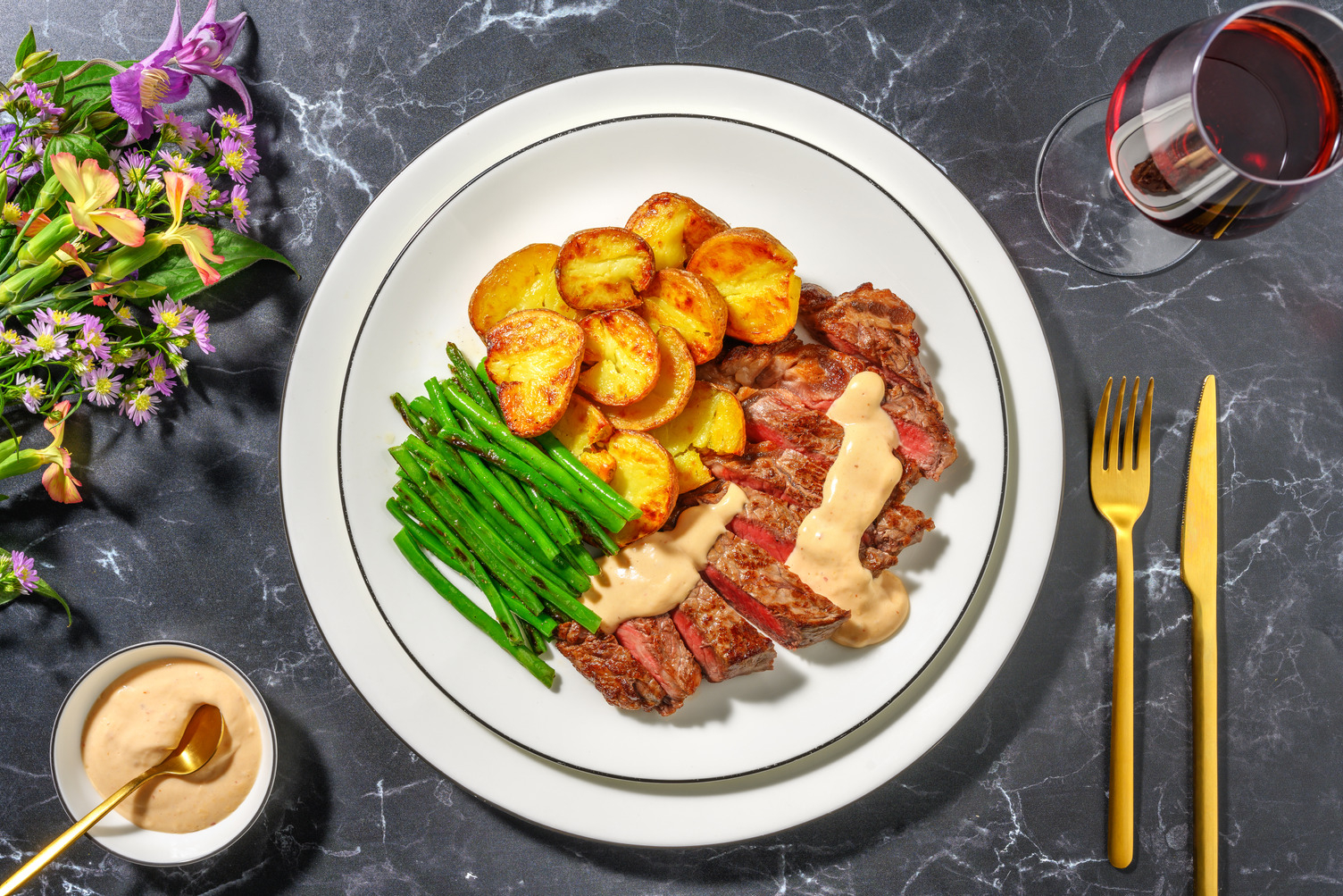 Irish Sirloin Steak and Cheesy Chipotle Sauce