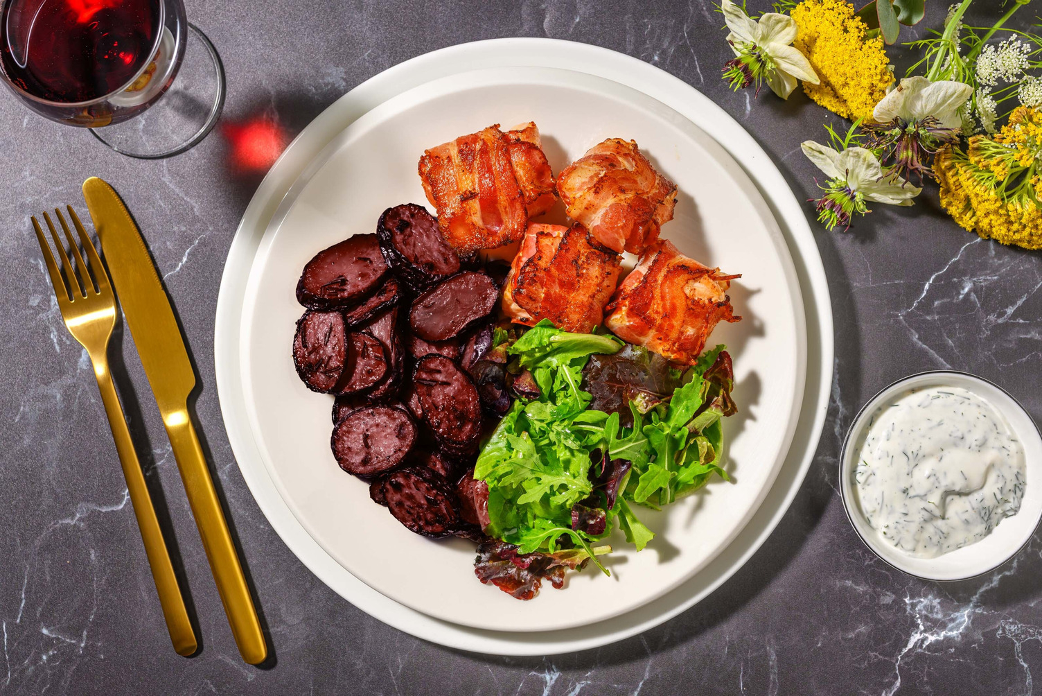 Rollè di salmone e pancetta croccante