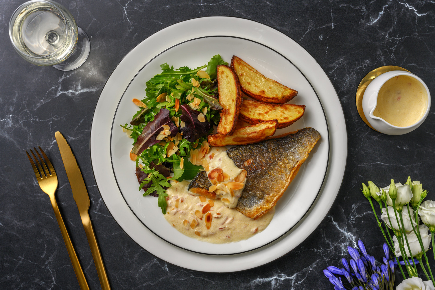 Dorada con salsa de mantequilla de Nantes