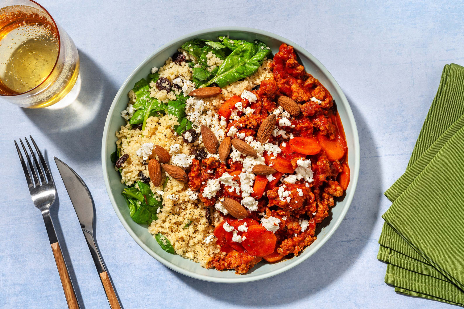 Kruidige couscous met varkensworst