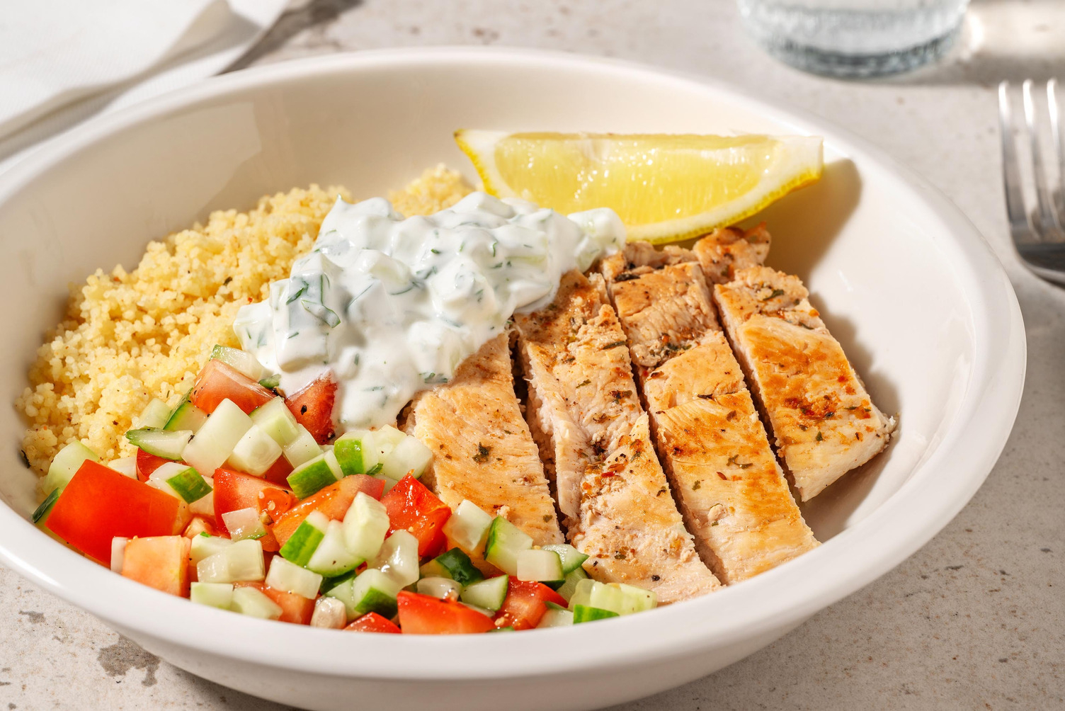 Bio-Schweinefilet "Souflaki" auf Couscous