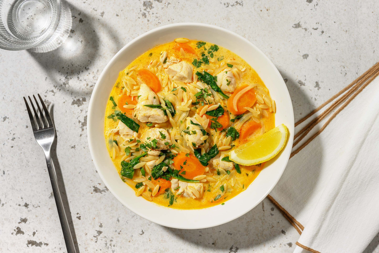 Griechische Bio-Hähnchen Zitronen-Suppe