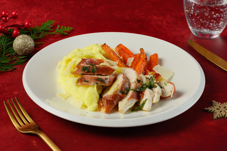 Dinde en habits de fête, sauge & jambon sec