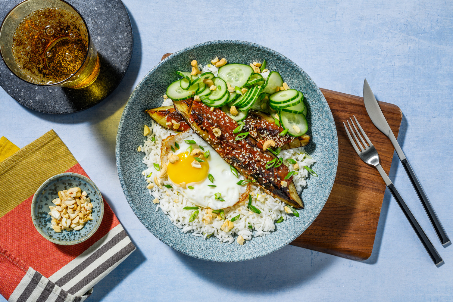 Aubergine laquée au miso, sauce soja & miel